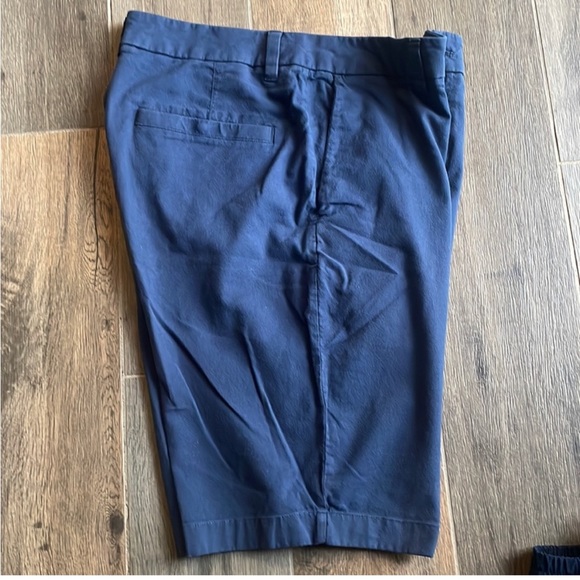 Lululemon men’s chino shorts. Size 30. Navy. Great condition. - Picture 3 of 3
